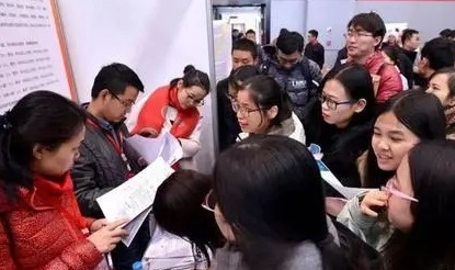 公益新闻丨南宁 “暖心”帮助困难群体稳就业